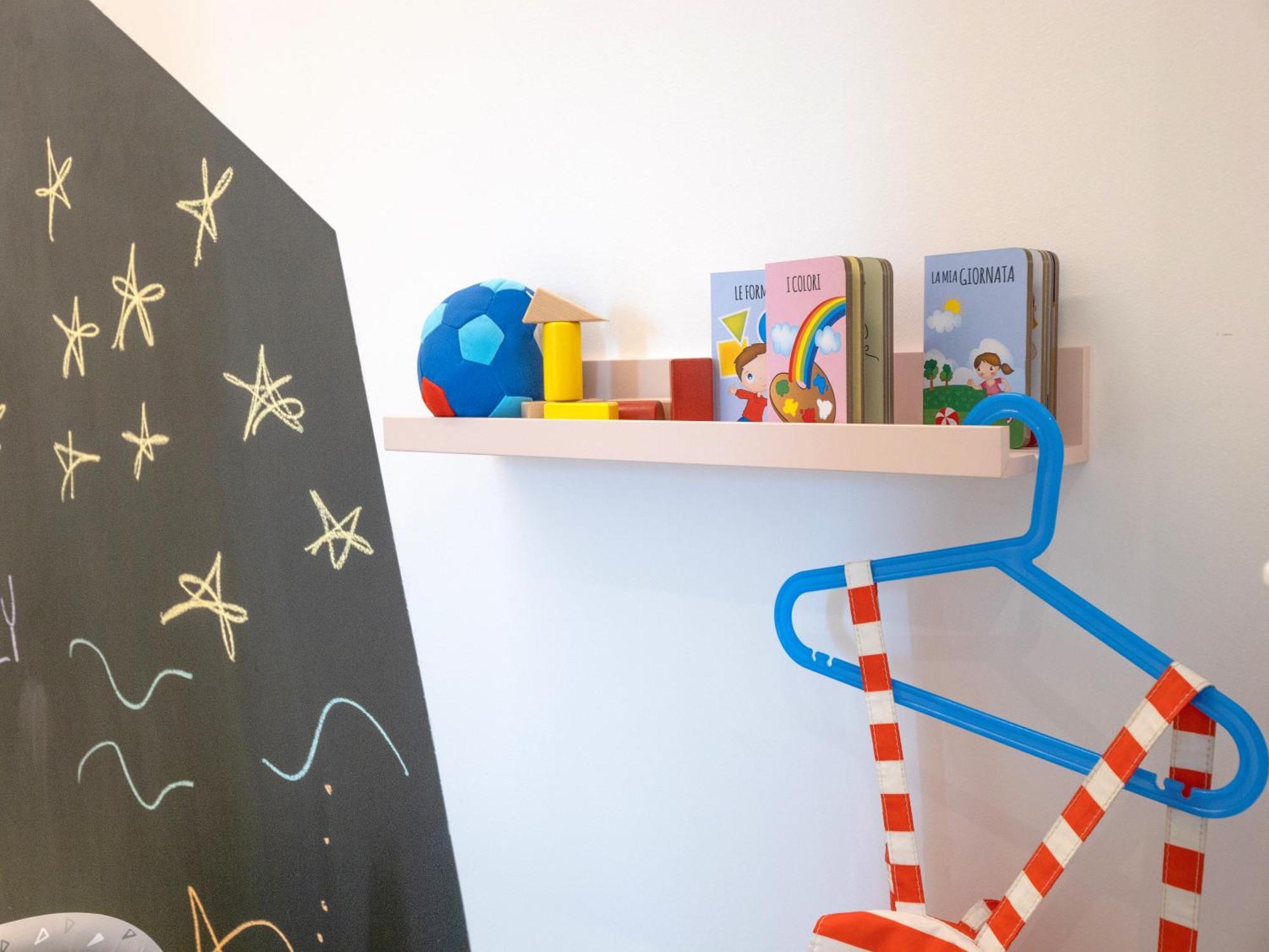 Babyaccomodation Family Bright Пиетра Лигуре Екстериор снимка